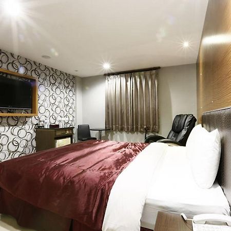 Hua Xiang Motel - Arena 카오슝 외부 사진